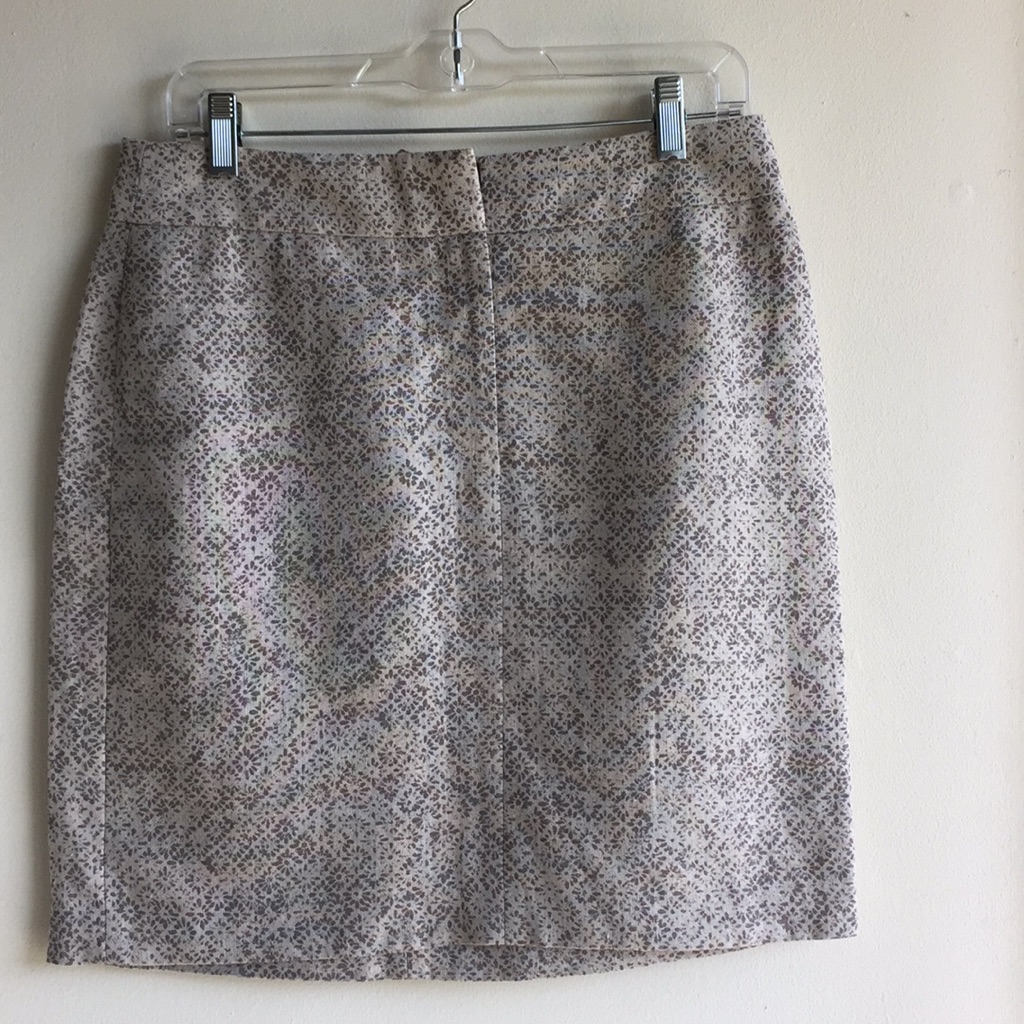 Loft Printed Linen Skirt Size 4 Fits Like Size 8